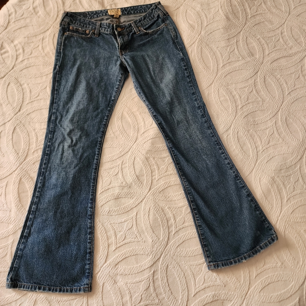 Abercrombie & Fitch Flare Leg Jeans Size 6R